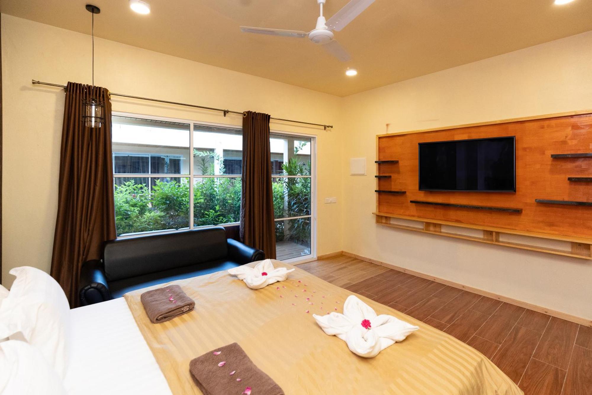 Tranquil Thoddoo Hotel Ngoại thất bức ảnh