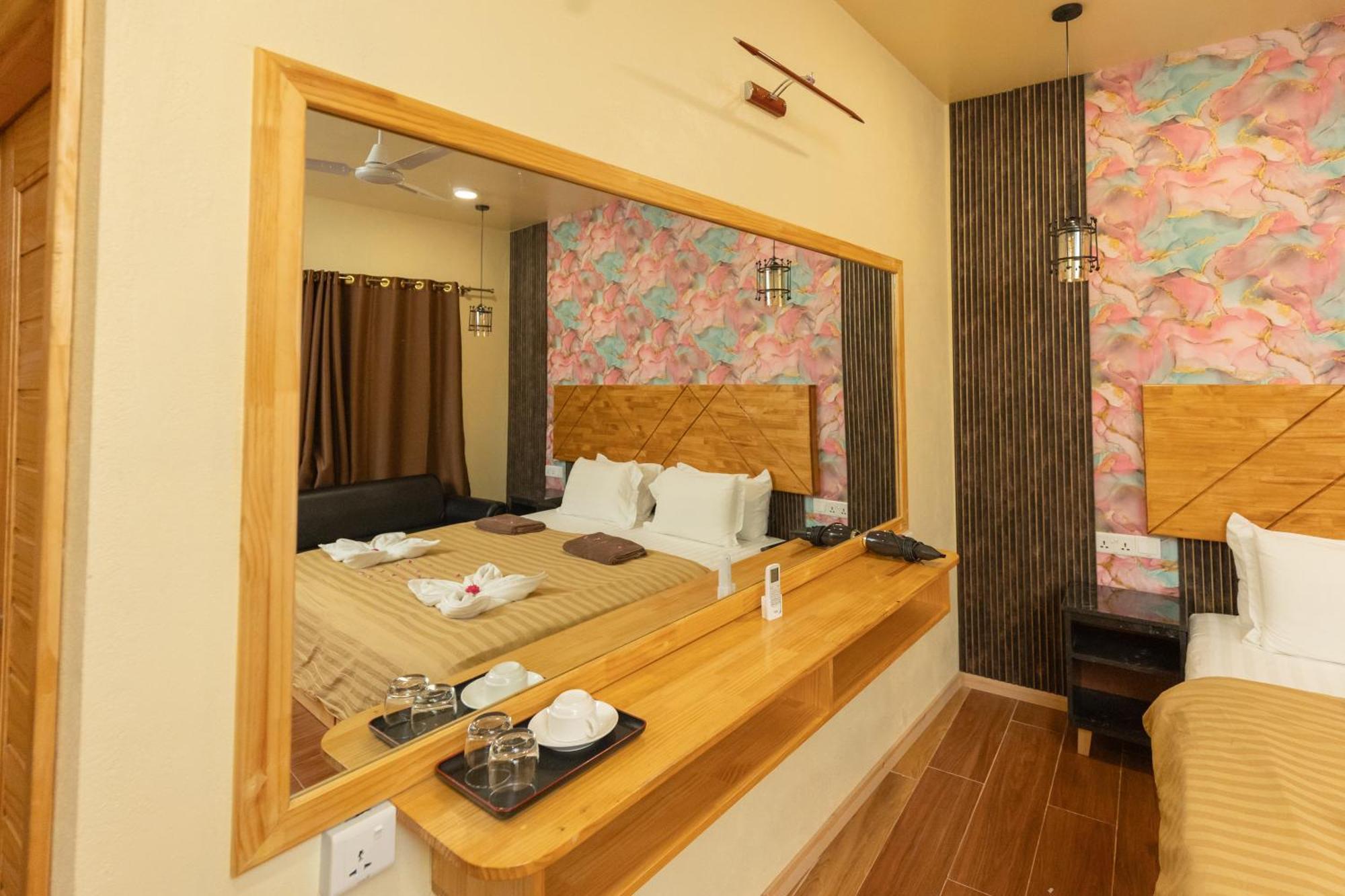 Tranquil Thoddoo Hotel Ngoại thất bức ảnh